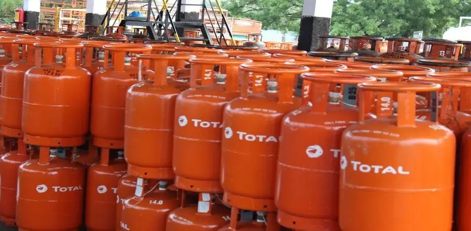 Rows of Total LPG cylinders at a TotalEnergies facility
